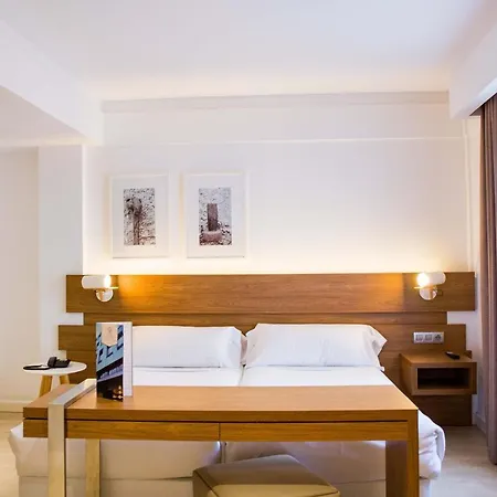 Gelmirez Hotel 3*